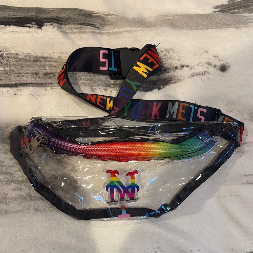New York Mets Clear Fanny Pack with Rainbow Zipper